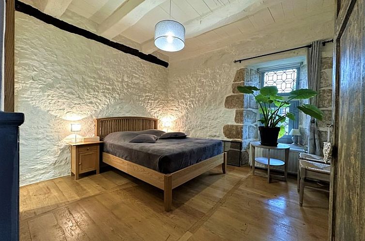 Vrijstaande woning in Génis