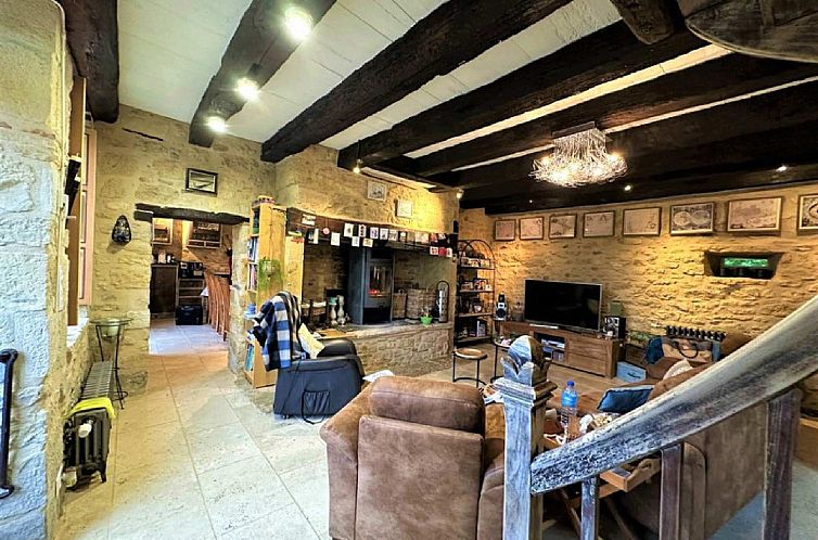 Geschakelde woning in Génis