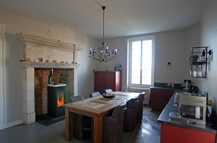 Vrijstaande woning in  Périgueux - Verteillac