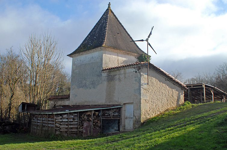 Vrijstaande woning in  Périgueux - Verteillac