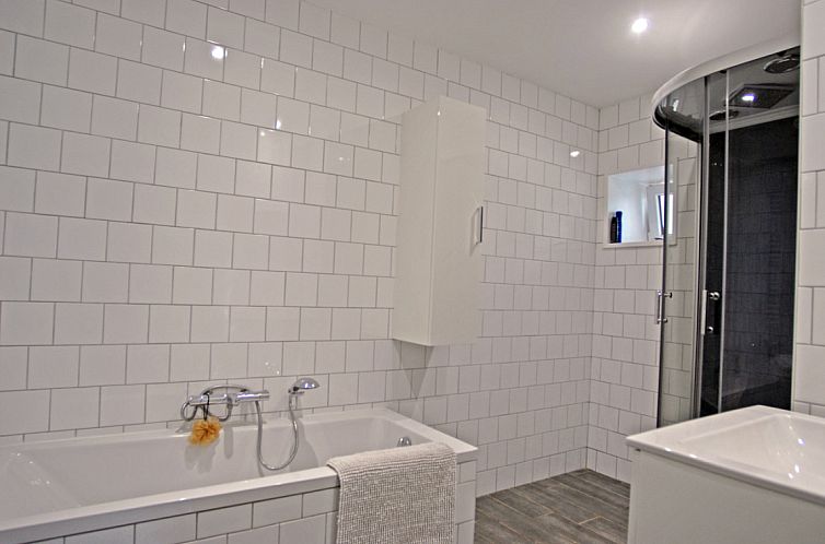 Vrijstaande woning in  Périgueux - Verteillac