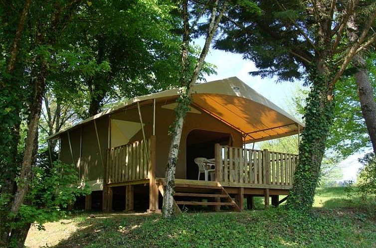 Lodge Canada Classic