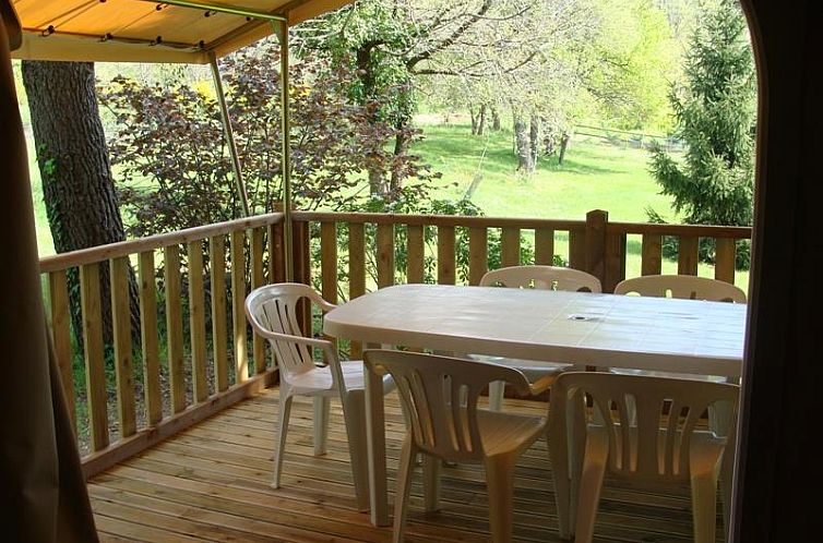 Lodge Canada Classic