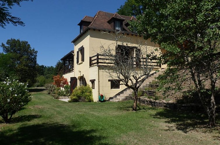 Gezellig Huisje in Villefranche-du-Perigord met groene omgeving in Aquitaine, Frankrijk.
