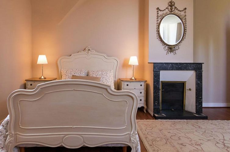 Le Petit Chateau