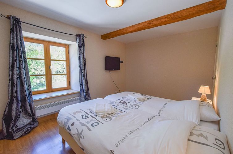 Geschakelde woning in Saint Médard d'Excideuil