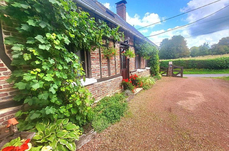 Vakantiehuis Charmantes Ferienhaus in idyllischem Dorf - Bea