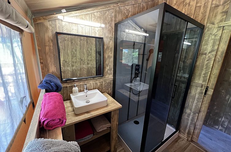 Safari Tent XXL + jacuzzi