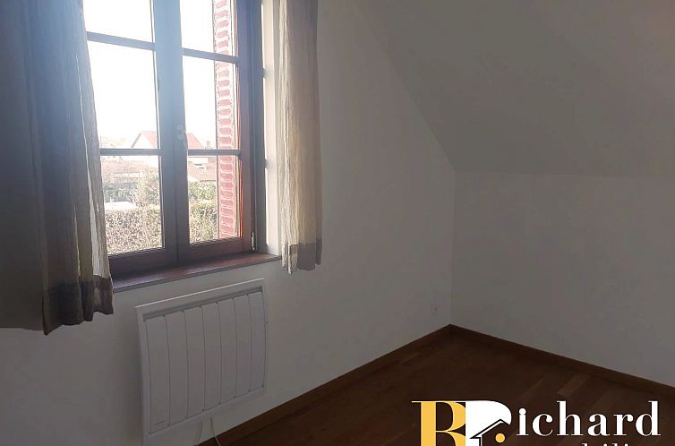 Vrijstaande woning in Laon