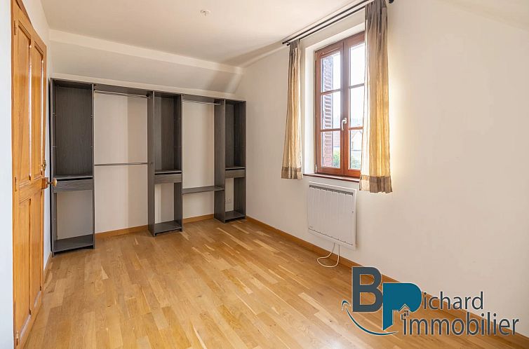 Vrijstaande woning in Laon