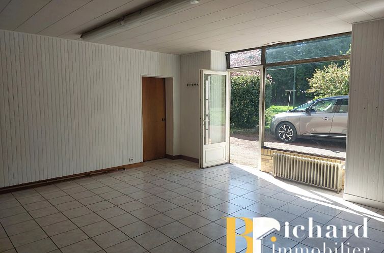 Vrijstaande woning in Laon