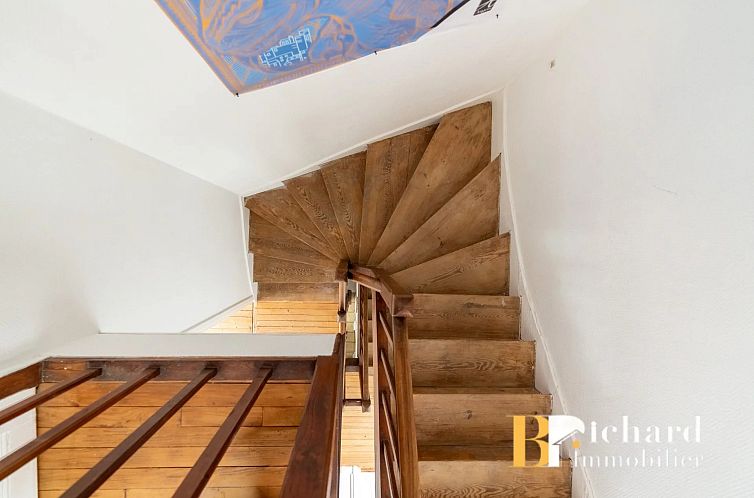 Vrijstaande woning in Laon