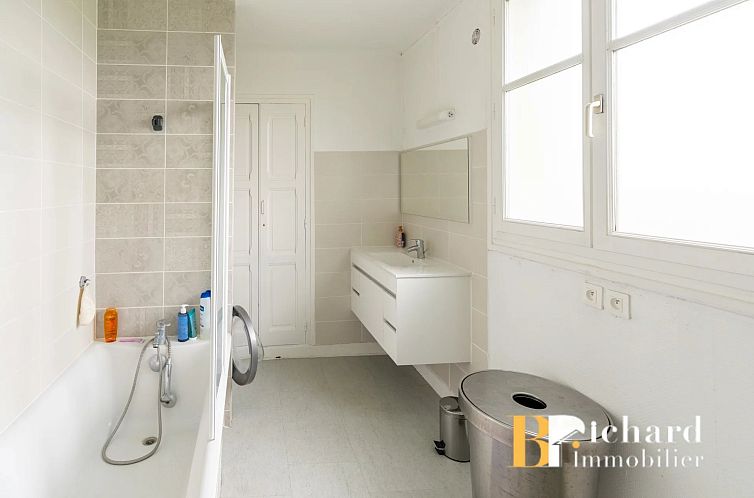 Vrijstaande woning in Laon