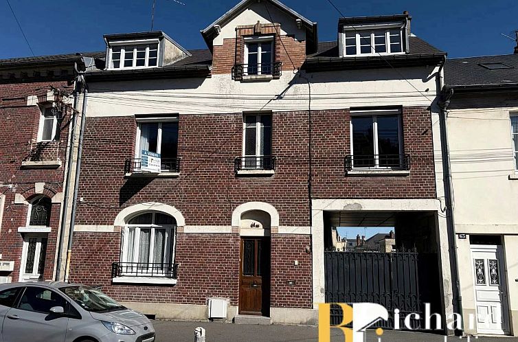 Geschakelde woning in Laon