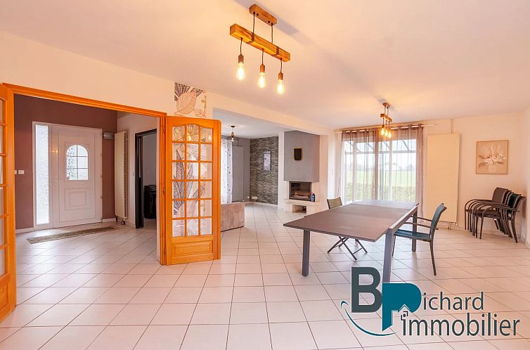 Vrijstaande woning in Laon