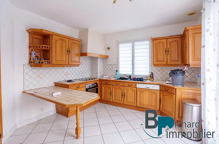 Vrijstaande woning in Laon