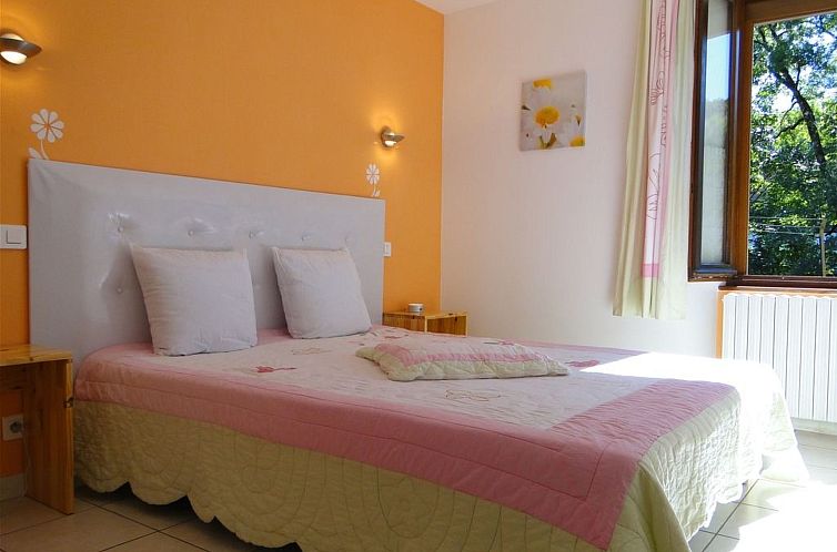 Appartement Saine Montagne du Jura mit Spa Sauna Fluss
