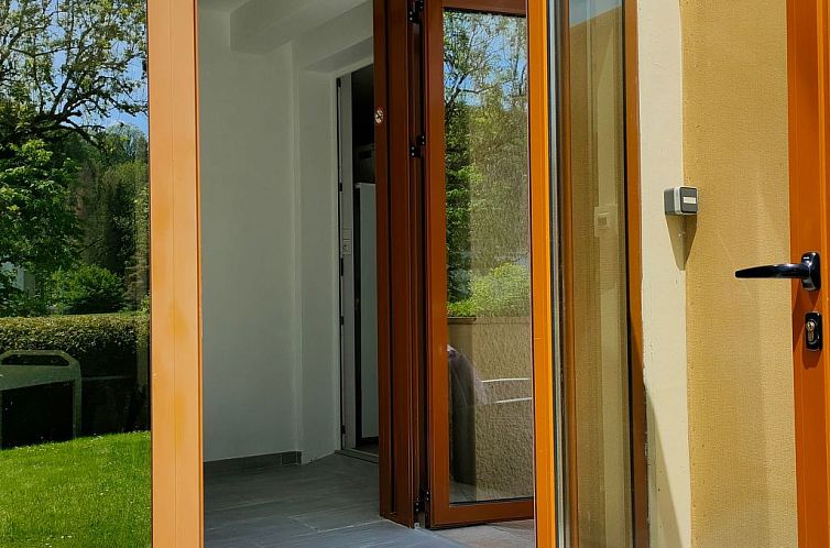 Appartement Gite Iris Montagnes du Jura mit Spa Sauna Fluss