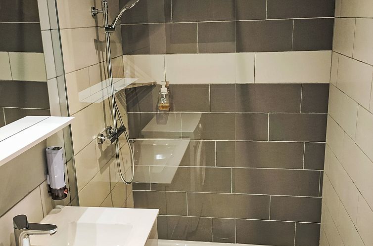 Appartement Gite Iris Montagnes du Jura mit Spa Sauna Fluss