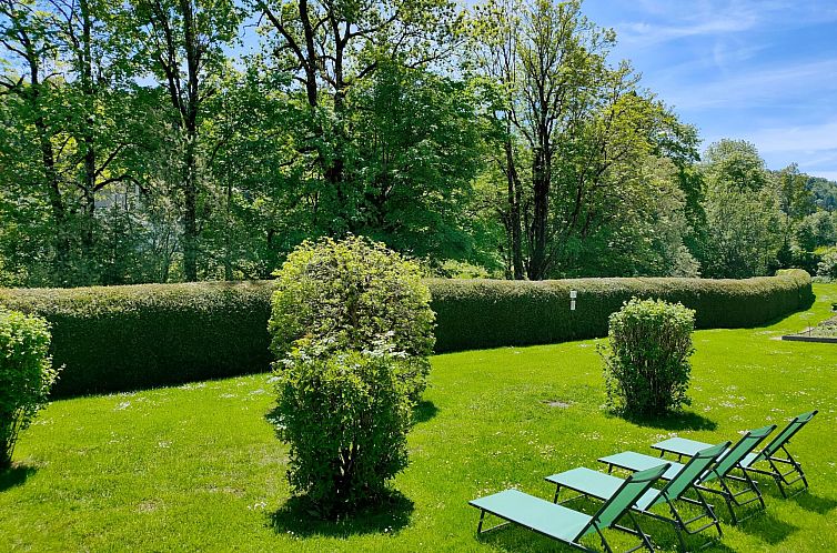 Appartement Gite Lys Montagnes du Jura mit Spa Sauna Fluss