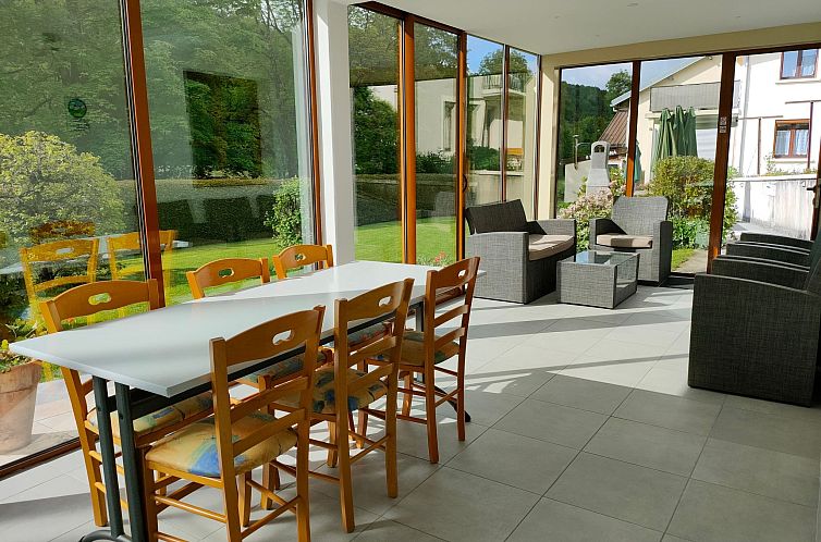 Appartement Gite Lys Montagnes du Jura mit Spa Sauna Fluss