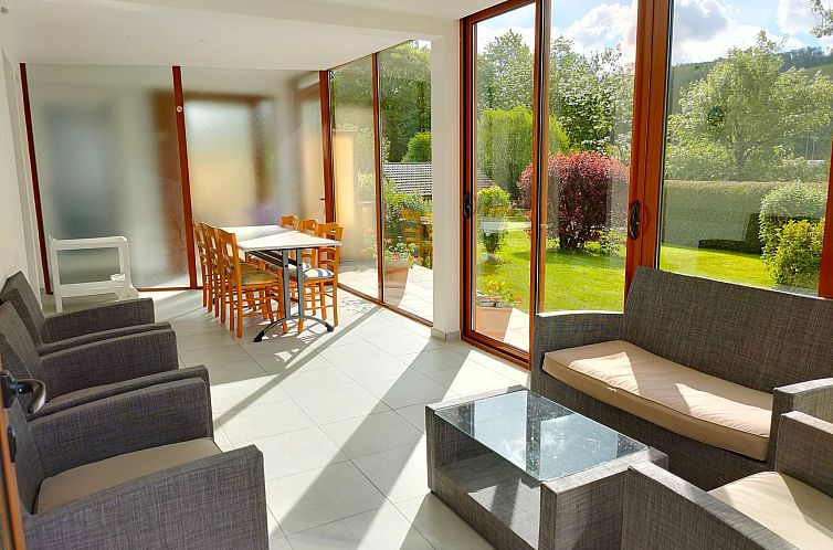 Appartement Gite Lys Montagnes du Jura mit Spa Sauna Fluss