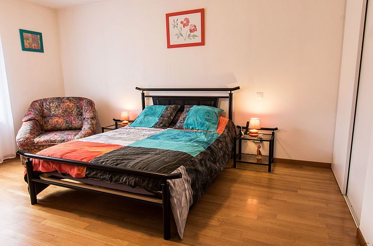 Vakantiehuis Steinhaus in ländlicher Umgebung mit Pool