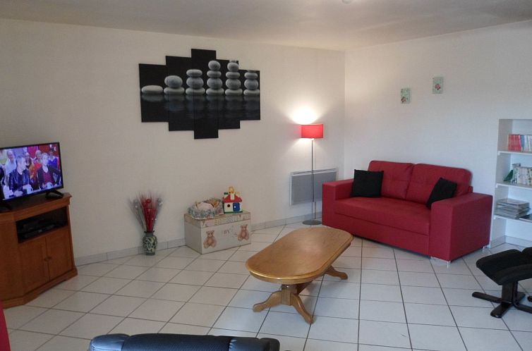 Vakantiehuis Steinhaus in ländlicher Umgebung mit Pool