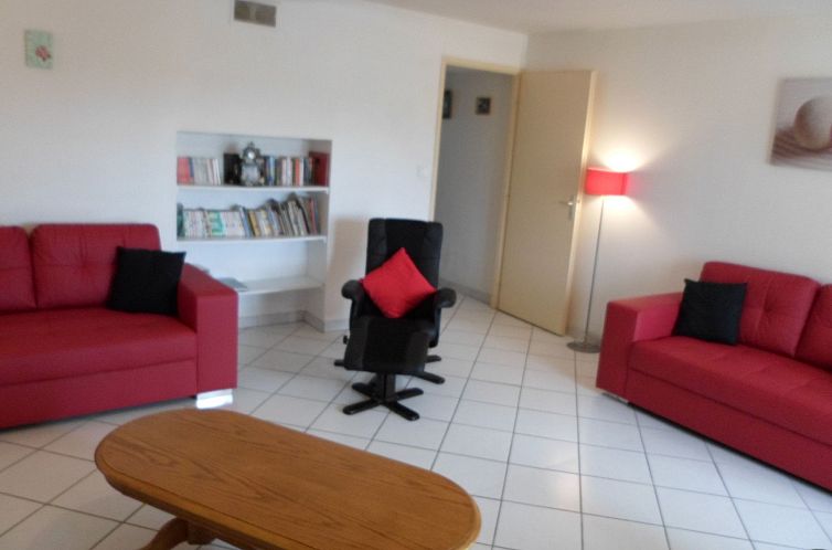 Vakantiehuis Steinhaus in ländlicher Umgebung mit Pool