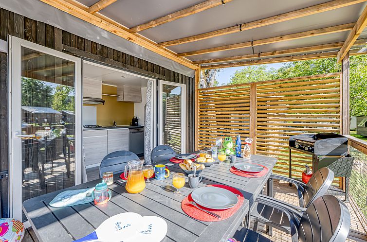 Homeflower PREMIUM + Jacuzzi en incl schoonmaak