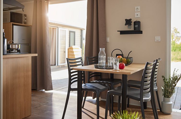 Homeflower PREMIUM + Jacuzzi en incl schoonmaak