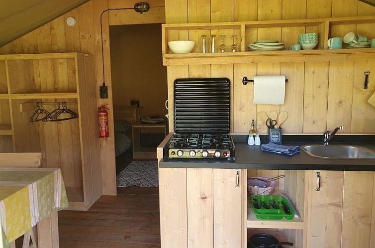 Safaritent + sanitair