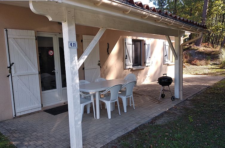 Vrijstaande woning in Brossac