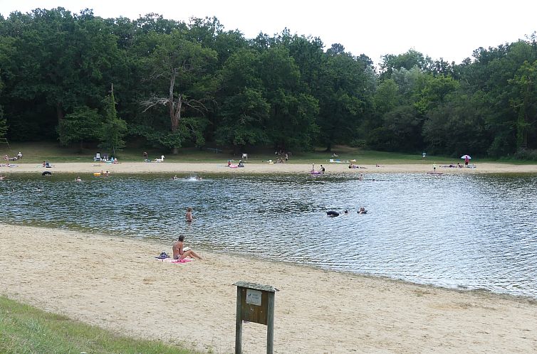 Vrijstaande woning in Brossac
