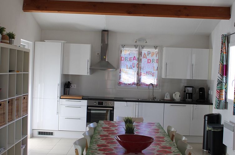 Vrijstaande woning in Brossac