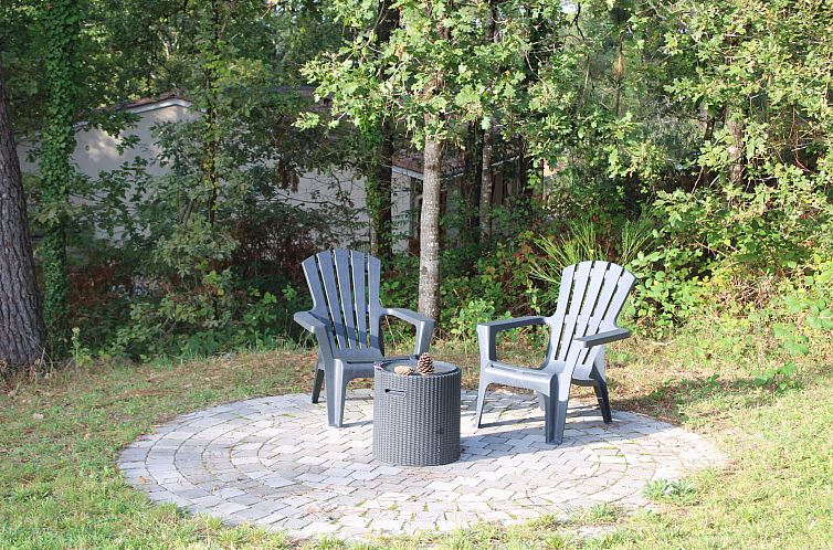 Vrijstaande woning in Brossac