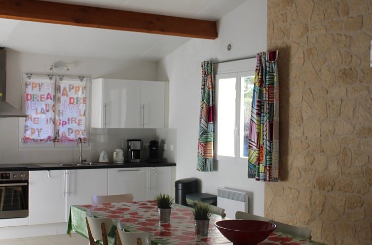 Vrijstaande woning in Brossac