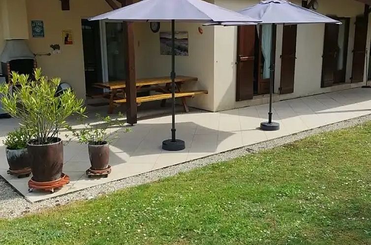 Village le Chat, 162