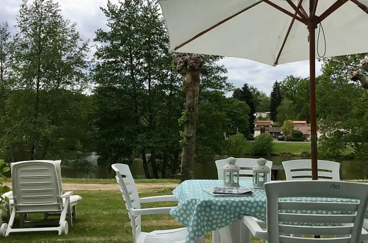 Village le Chat, Narcisse 140