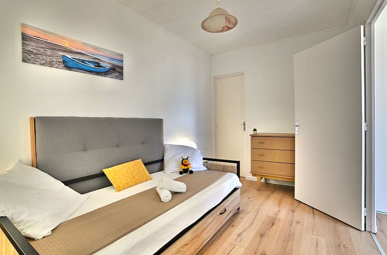 Vakantiehuis Les Cariatides 2