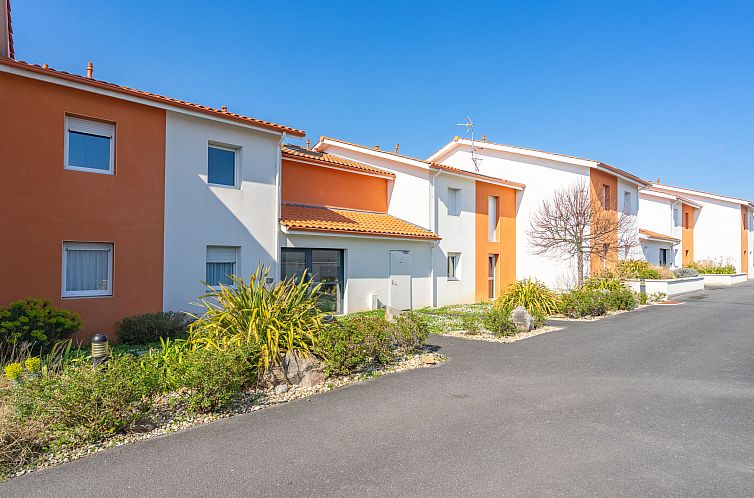 Guest house 0574614 - Apartment Poitou-Charentes - Appartement Les Jardins d'Aunis