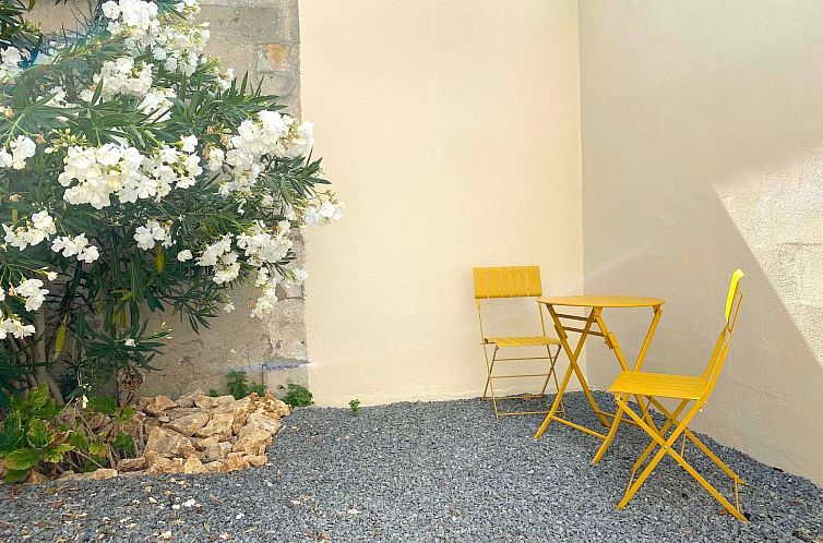 Appartement in Rochefort mit Garten und Terrasse