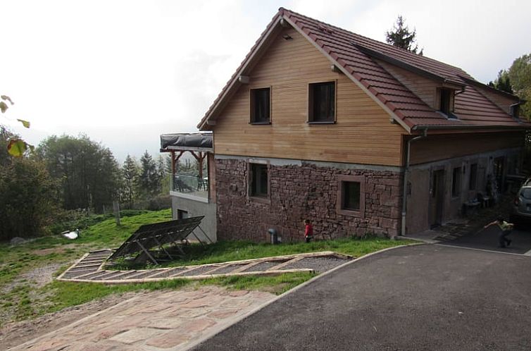 Geniet van het charmante Vakantiehuisje in Dabo, Lotharingen, perfect voor een ontspannen verblijf in de natuur.