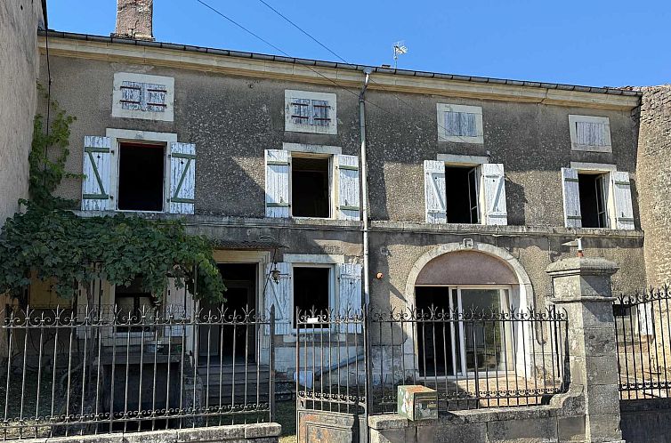 Geschakelde woning in Chatillon Sur Saone