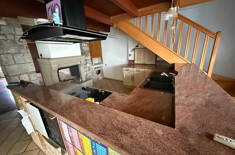 Geschakelde woning in Les Thons
