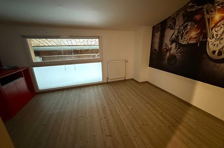 Geschakelde woning in Les Thons