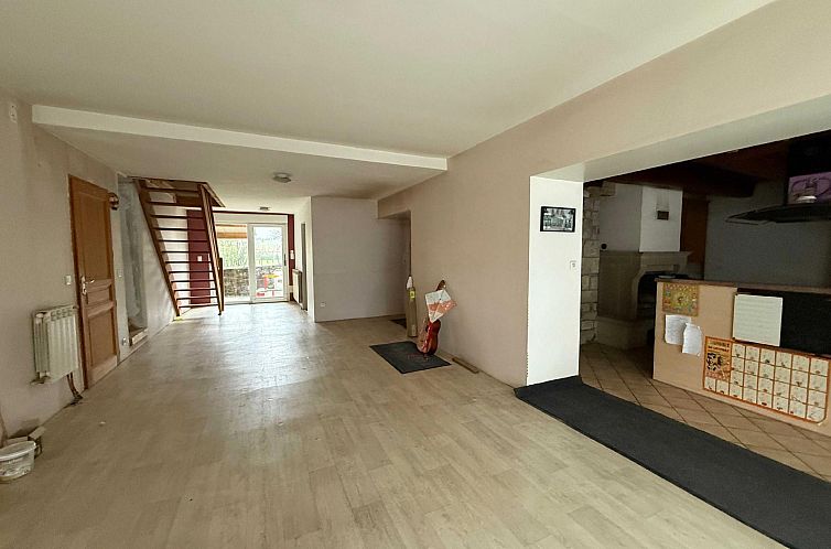 Geschakelde woning in Les Thons