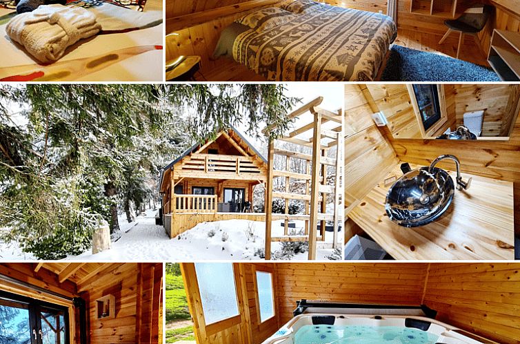 Gemuetliches Ferienhaus in Abreschviller, ein gemuetliches Ferienhaus umgeben von Schnee im schoenen Lothringen, Frankreich.