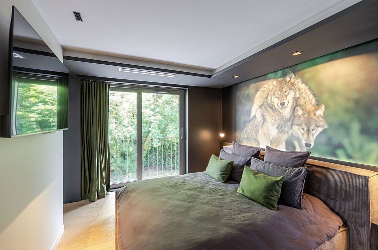 Vakantiehuis Loge aux Loups, Innenpool, Sauna, nahe am See