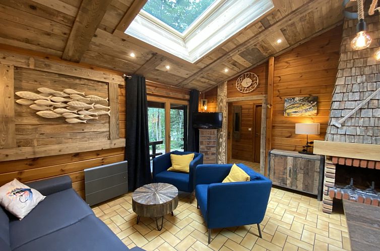 «LE Fishing Lodge Chalet»